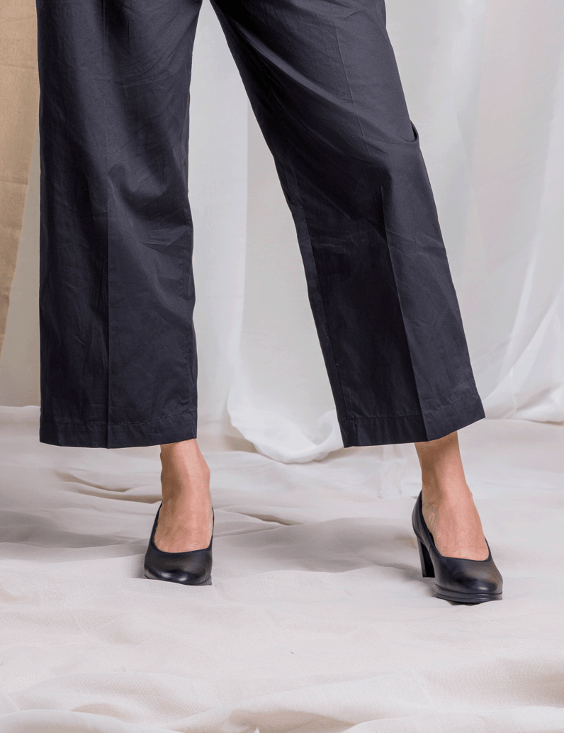 Ara-Orly--Highsoft-čierna