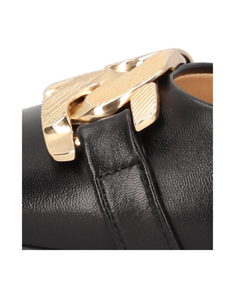 Högl-hladká-koža-baleríny