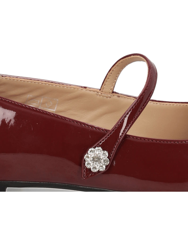 Lazzarini-lakovaná-syntetika-baleríny