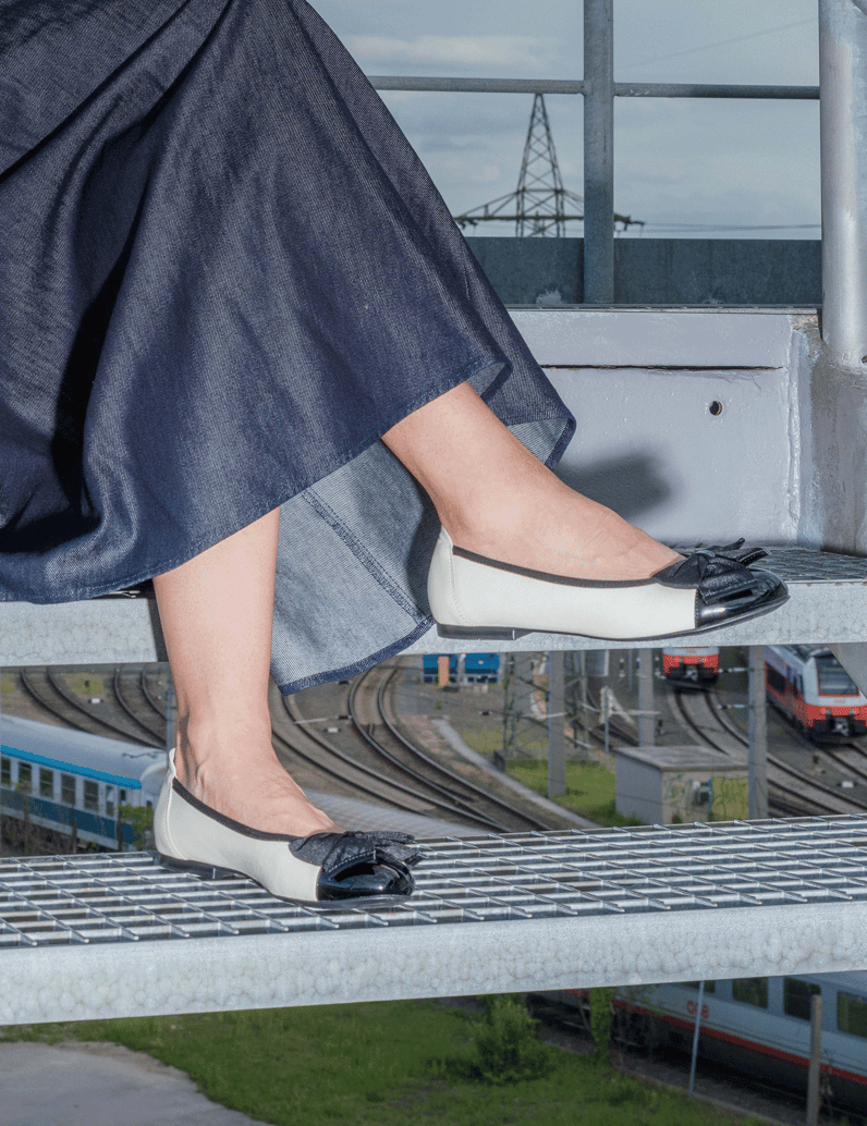 Lazzarini-Glattleder-Ballerina-schwarz