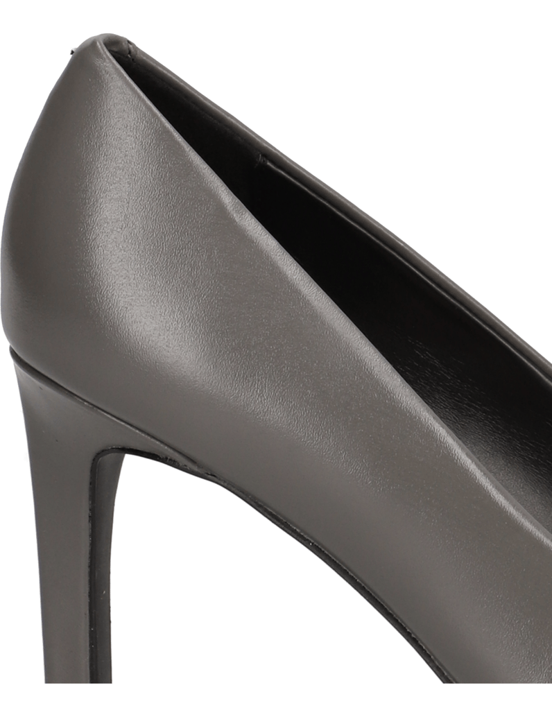 Lazzarini-salonarji-črna