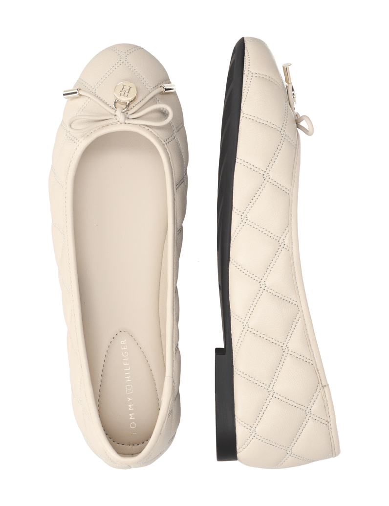 Tommy-Hilfiger-TH-CHARM-QUILTED-BALLERINA-črna