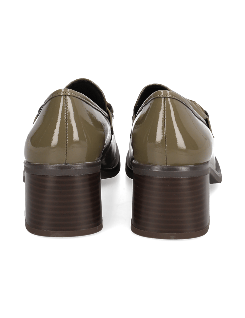 Pat-Calvin-lakovaná-koža-Klasické-lodičky