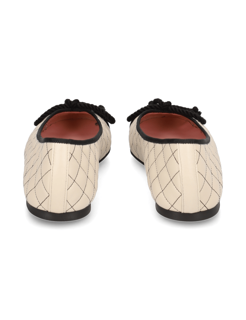 Pretty-Ballerinas-Glattleder-Ballerina