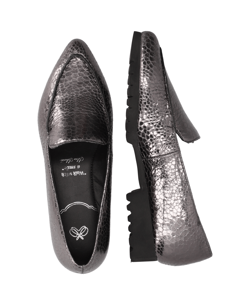 Silvia-Schneider-AUDREY-schwarz