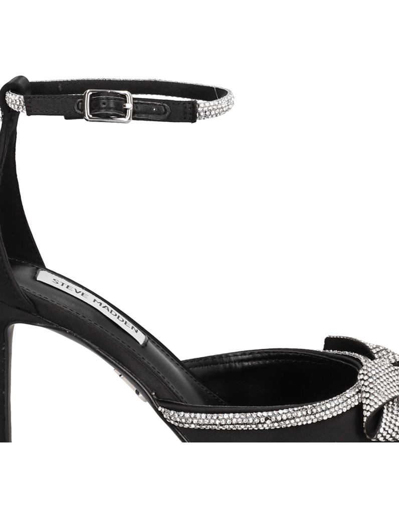 Steve-Madden-LIVE-UP