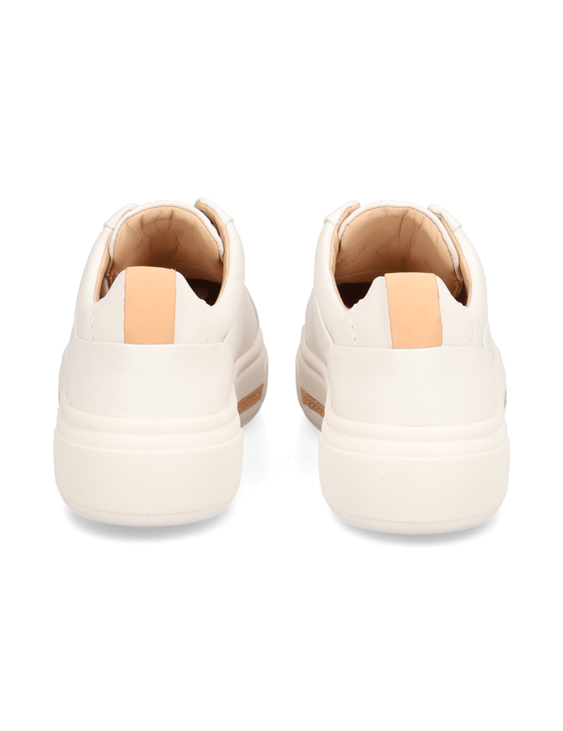 Clarks-Hollyhock-Walk