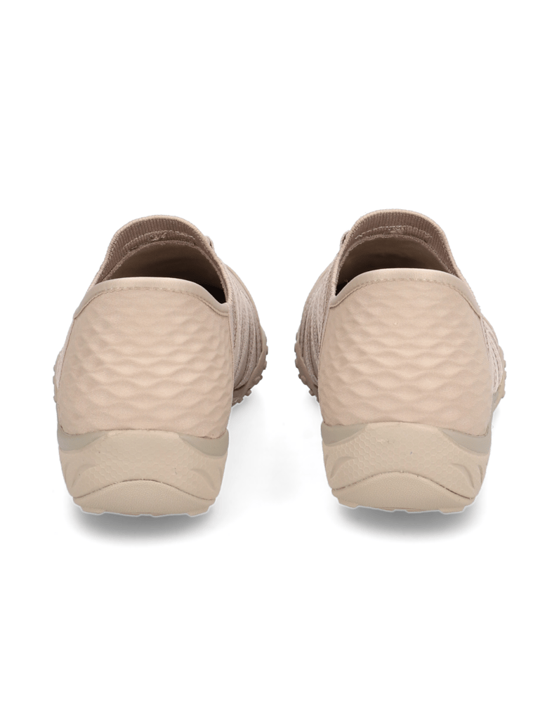 Skechers-RELAXED-FIT---BREATHE--EASY-schwarz