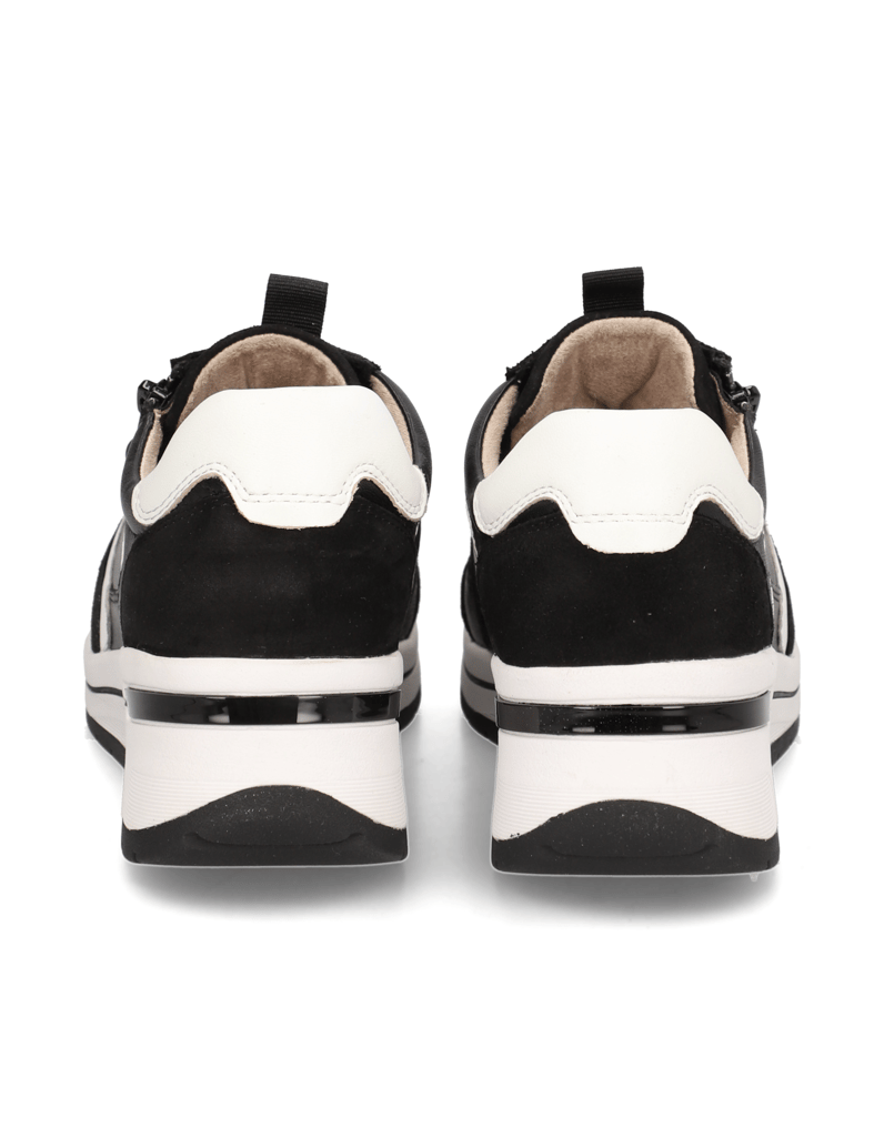 DELKA-hladká-kůže-tenisky-černá