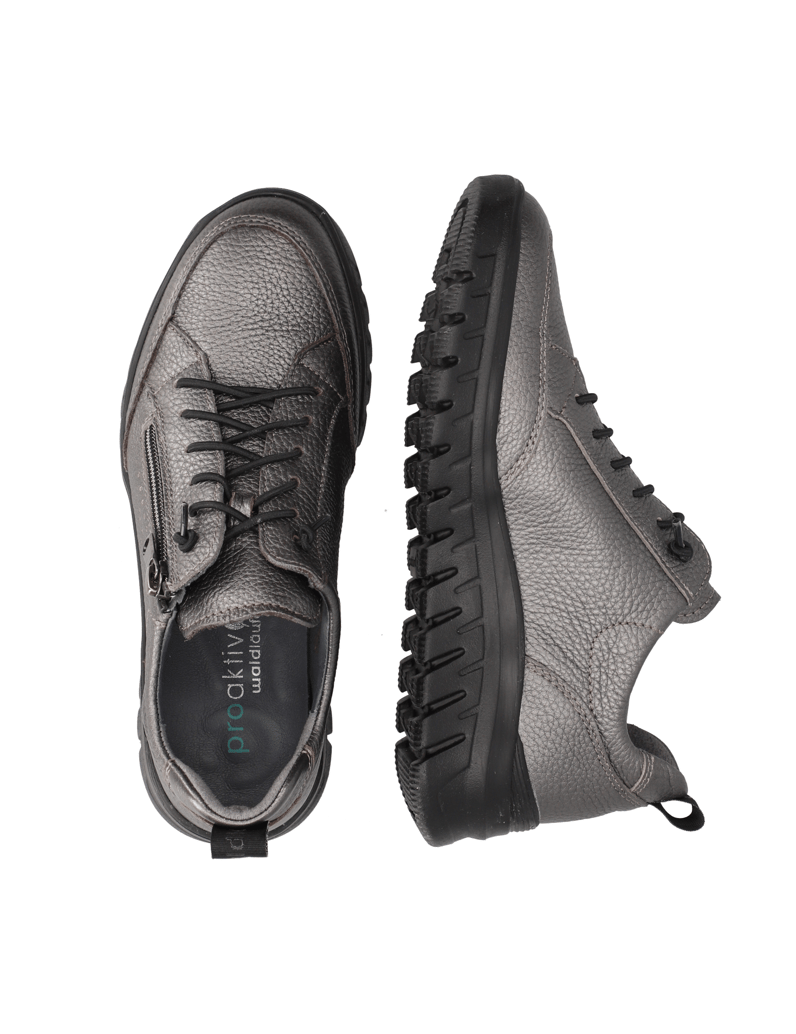 Waldläufer-H-Biggi-grau