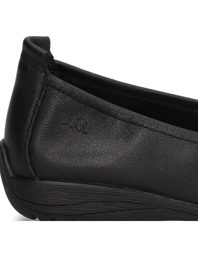 JOSEF-SEIBEL-Fenja-01-čierna