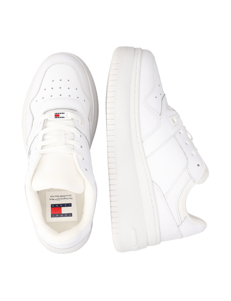 Tommy-Jeans-TJW-RETRO-BASKET-FLATFORM-ESS-biela