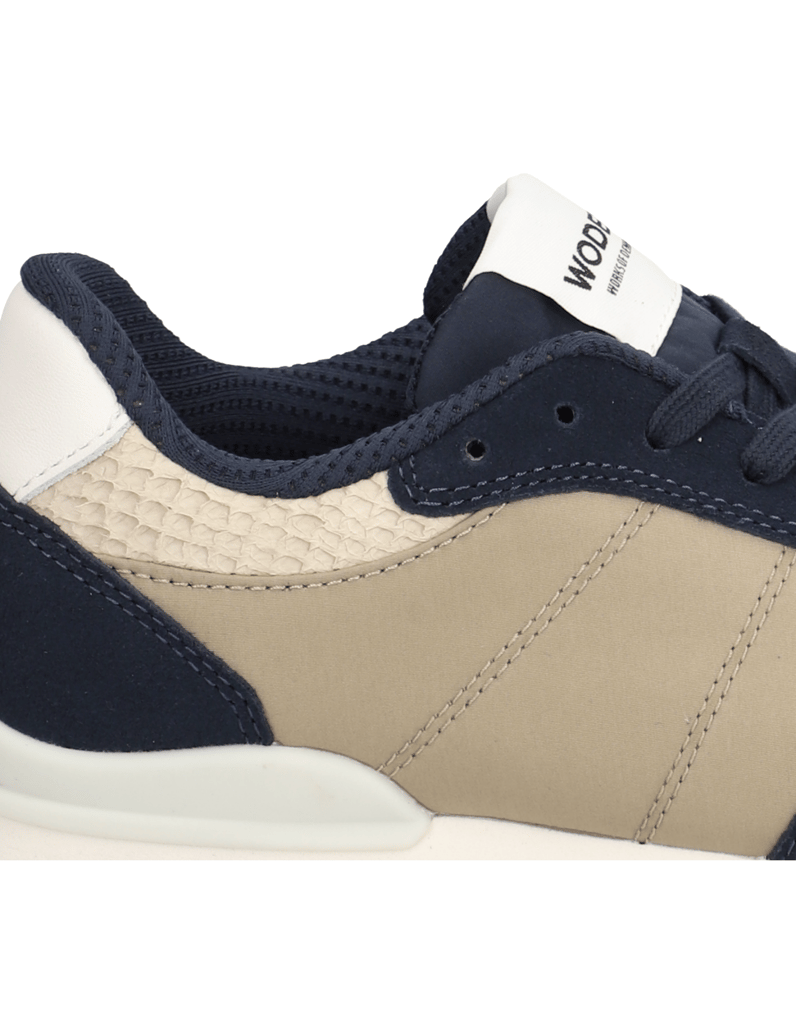 WODEN-RONJA-PLATEAU-blau