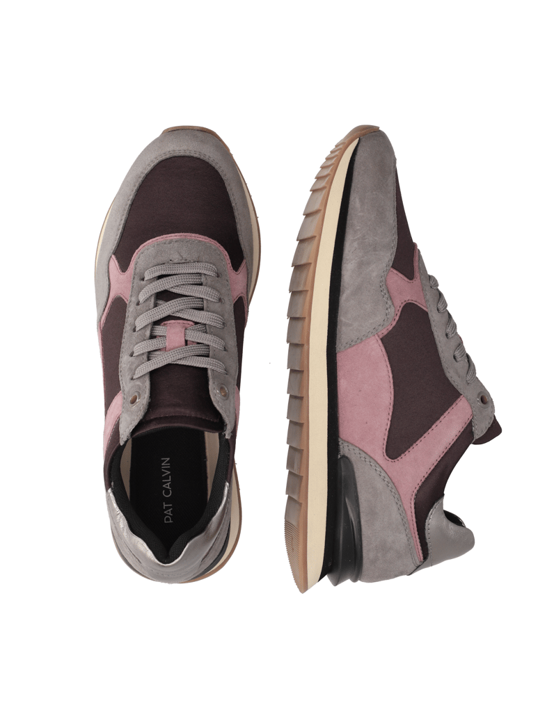 Pat-Calvin-superge-rjava