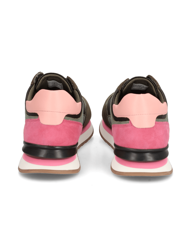 Pat-Calvin-superge-rjava