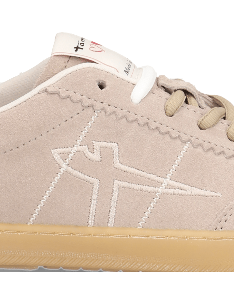 TAMARIS-športni-čevlji-na-vezalke-bela