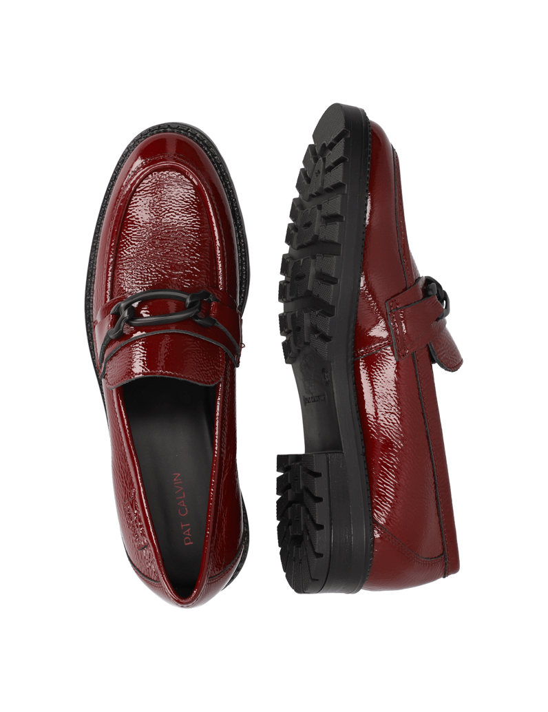 Pat-Calvin-lakovaná-kůže-klasické-nazouvací-bo-černá