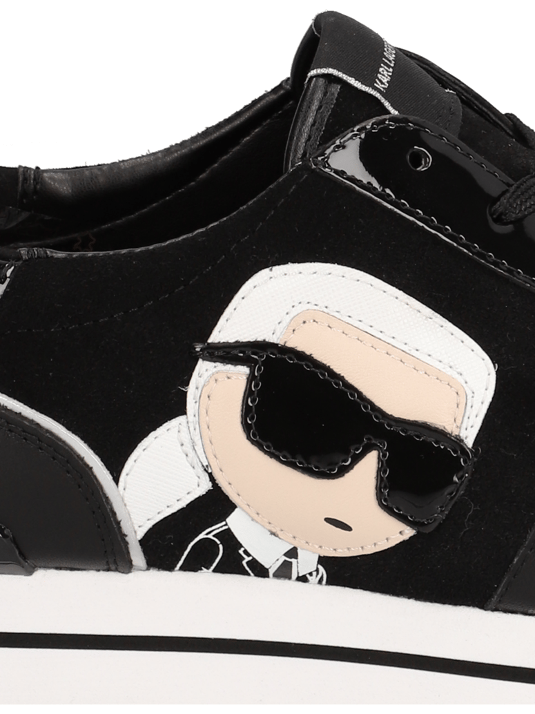 KARL-LAGERFELD-VELOCITA-II-Karl-NFT-Lo-Lace