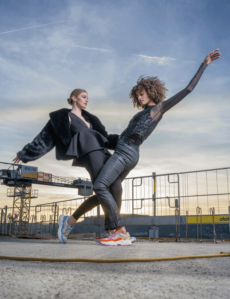 Kate-Gray-Sneaker-blau