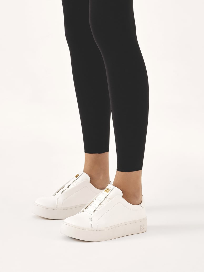 Kazar-White-sneakers-with-covered-lace-handles-biela