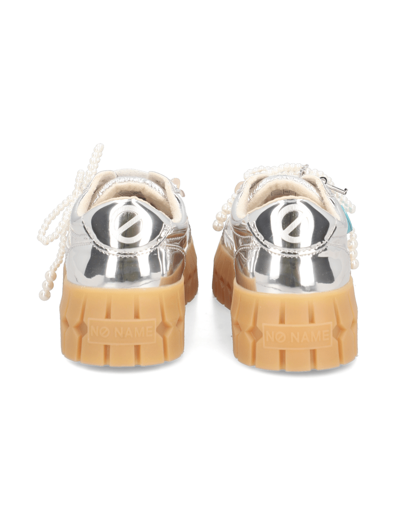 No-Name-Play-Side-silber