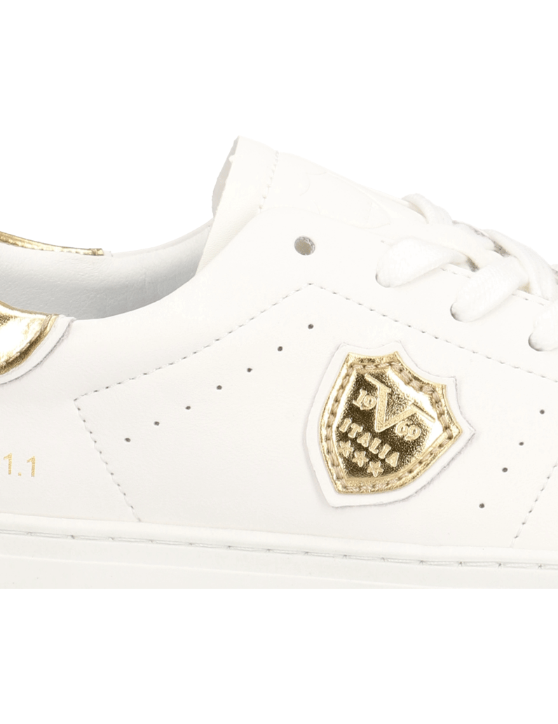 19V69-Italia-Nala-weiss