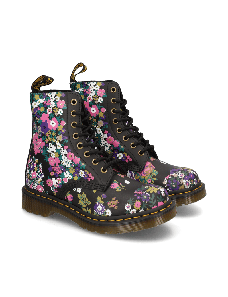 Dr.Martens-1460-PASCAL