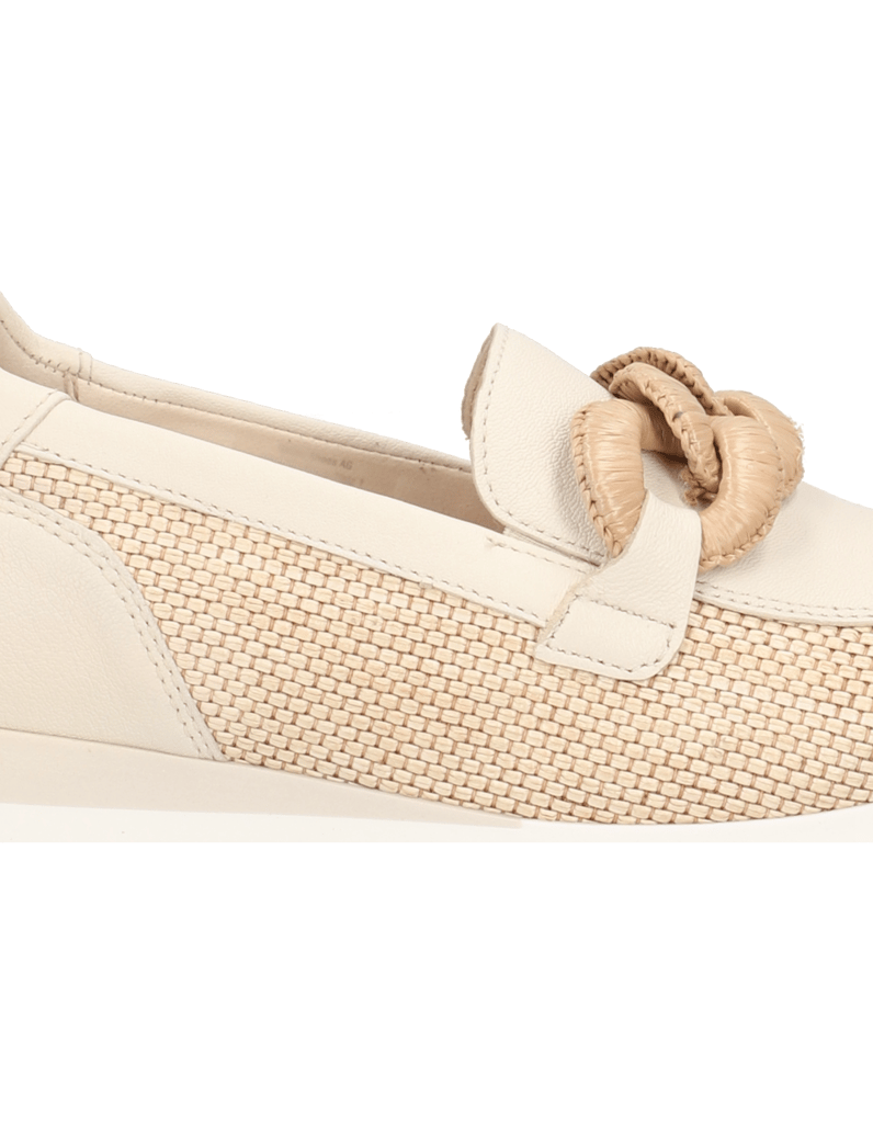 Gabor-hladká-koža-klasická-nazúvacia-obuv-béžová