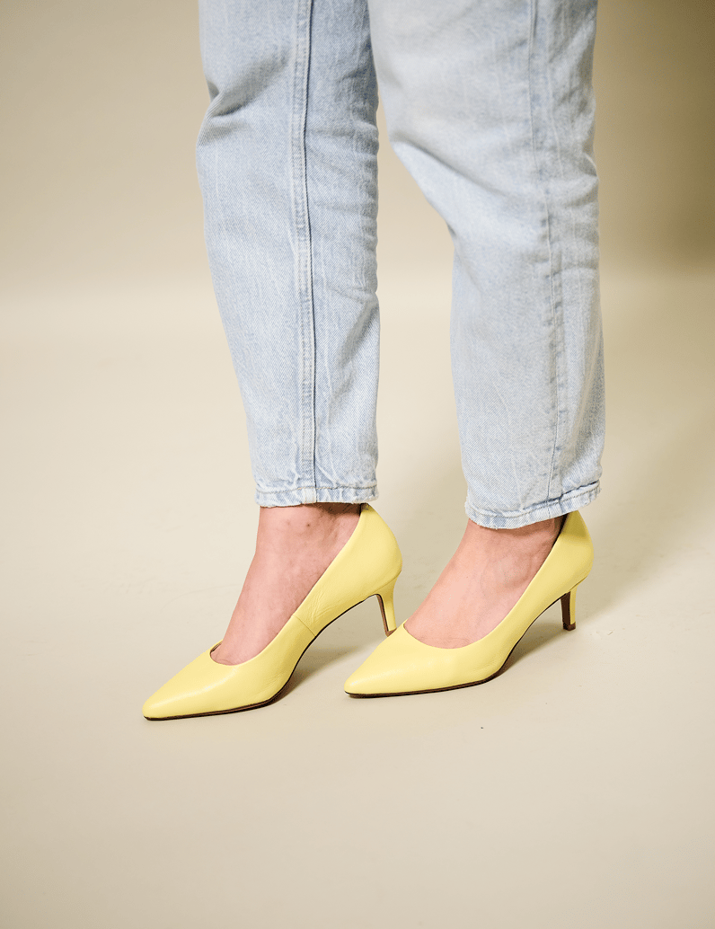 Lazzarini-hladká-koža-Klasické-lodičky-žltá