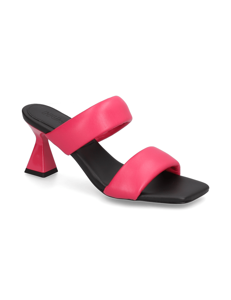 HUGO-Robby-Mule-70-N