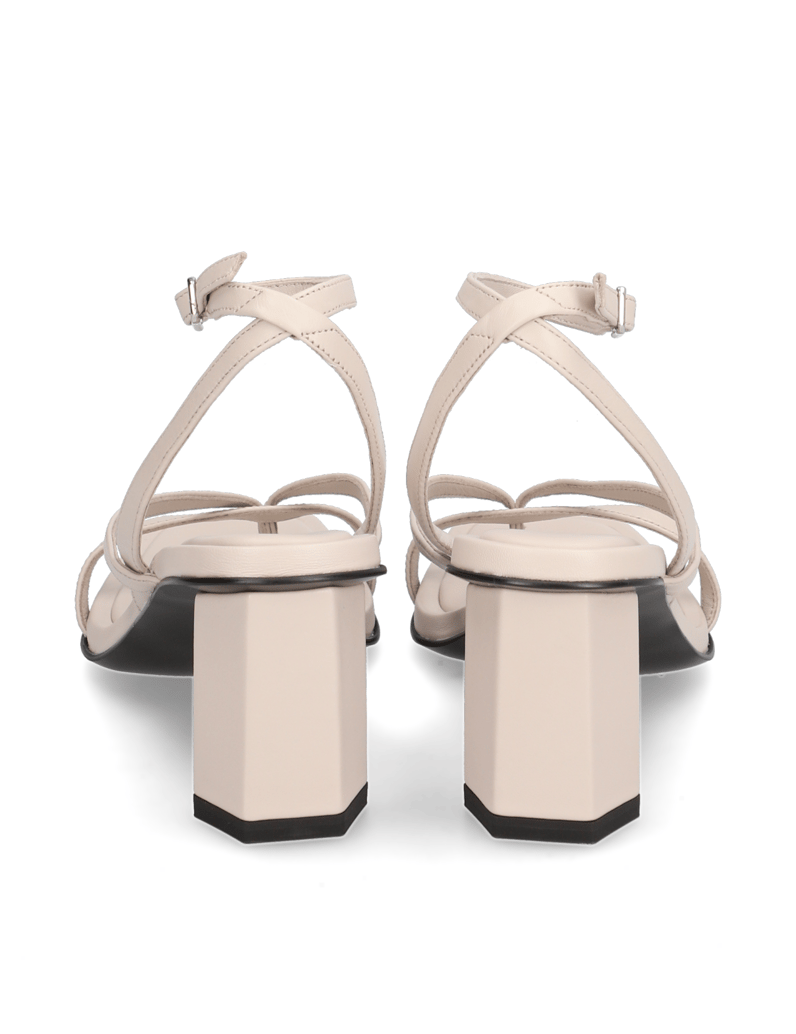 NEWD.Tamaris-Glattleder-Sandale