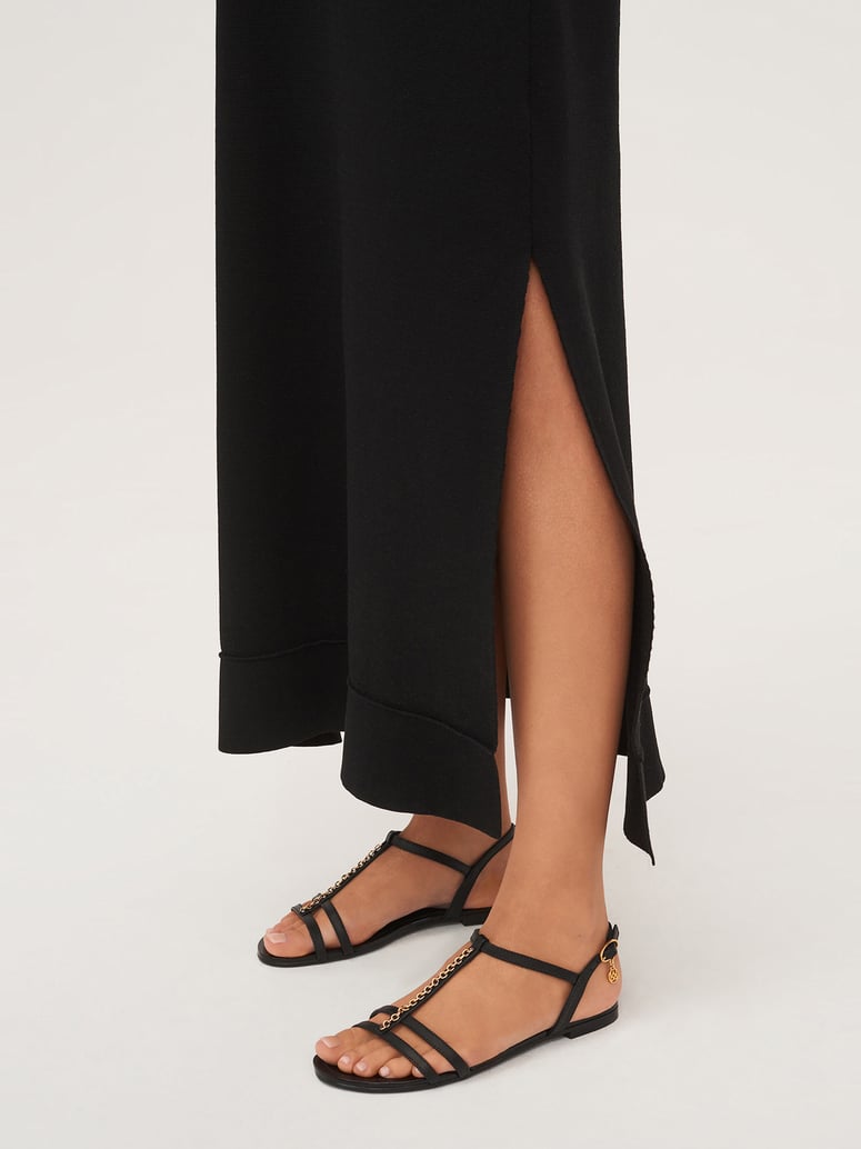 Kazar-Ladies-black-flat-sole-sandals-černá