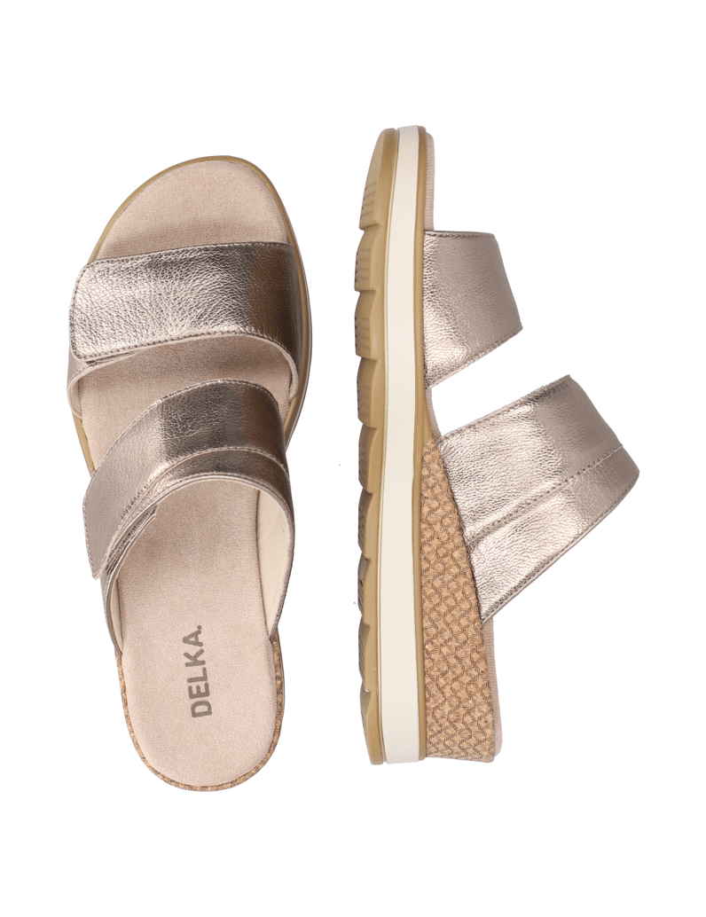 DELKA-hladká-kůže-pantofle-zlatá