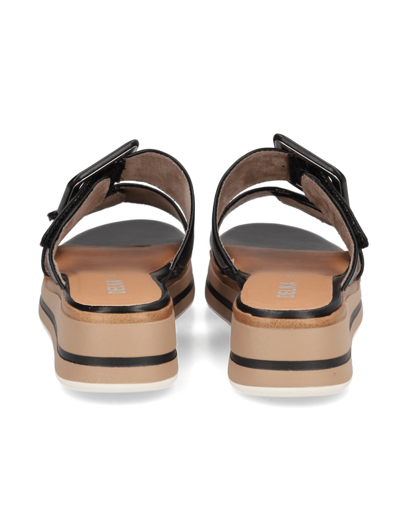 DELKA-pantofle-černá