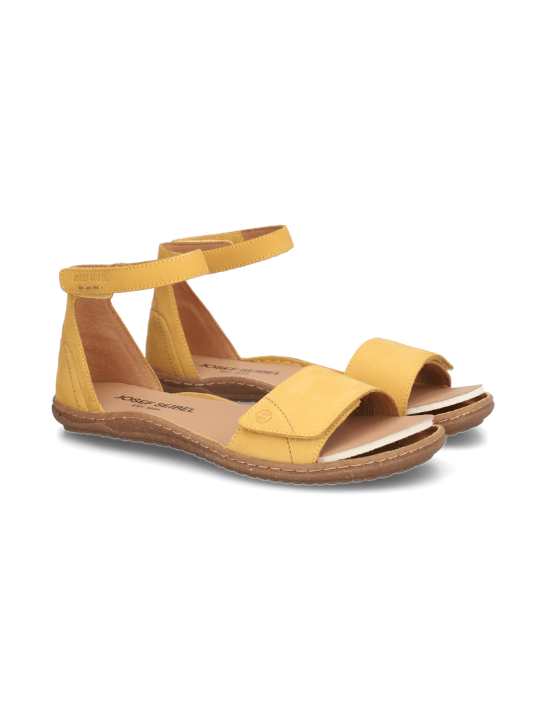 JOSEF-SEIBEL-Caitlyn-02-rumena