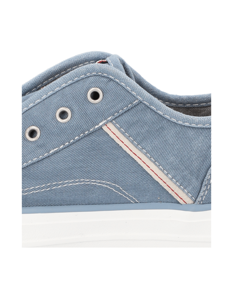 Mustang-plátěné-tenisky