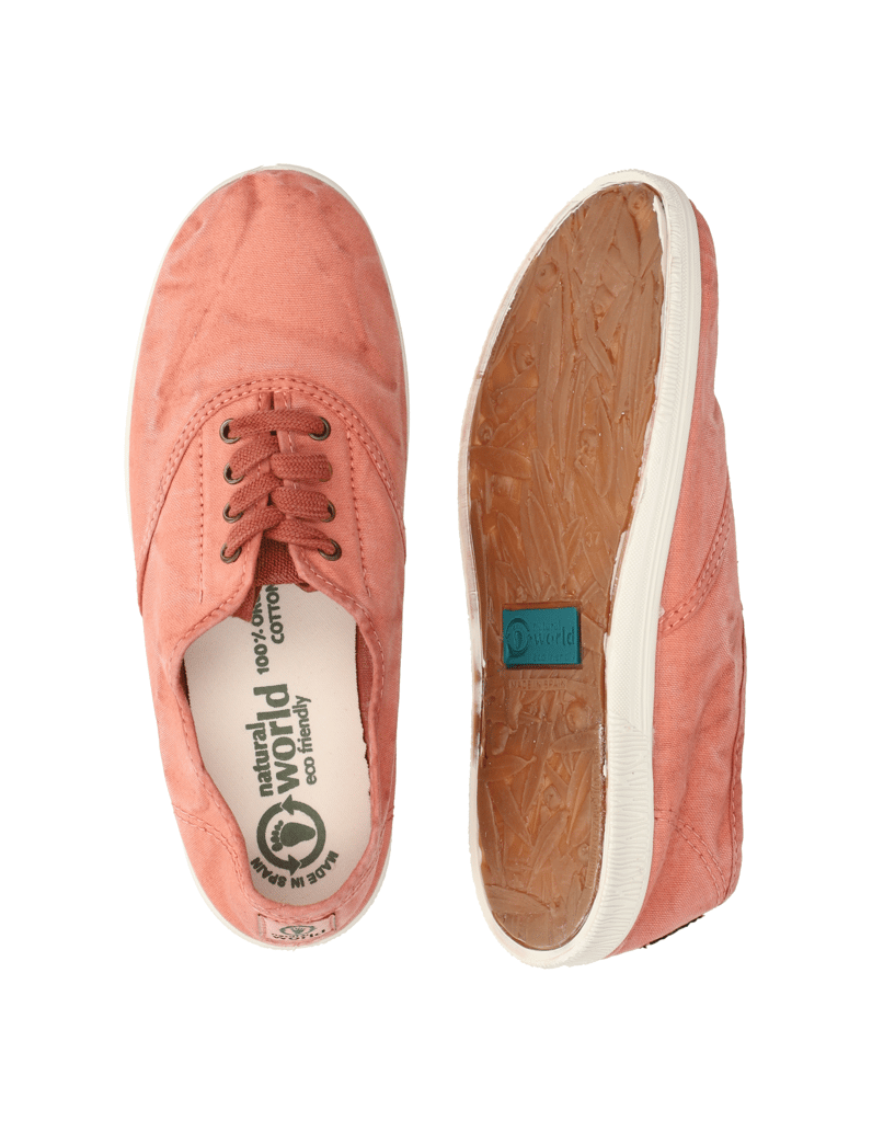 Natural-World-OLD-ARUM-weiss