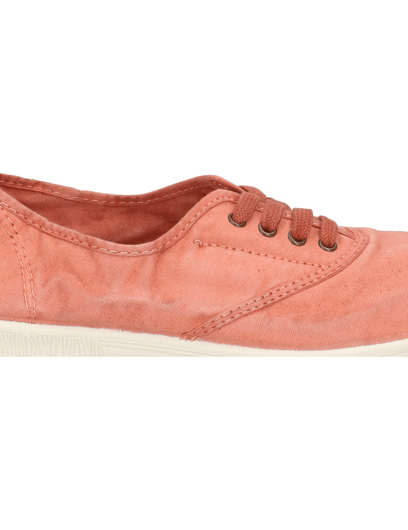 Natural-World-OLD-ARUM-weiss