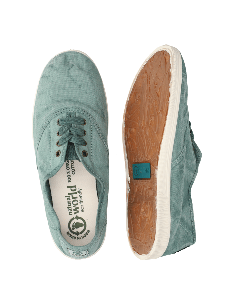 Natural-World-OLD-ARUM-weiss