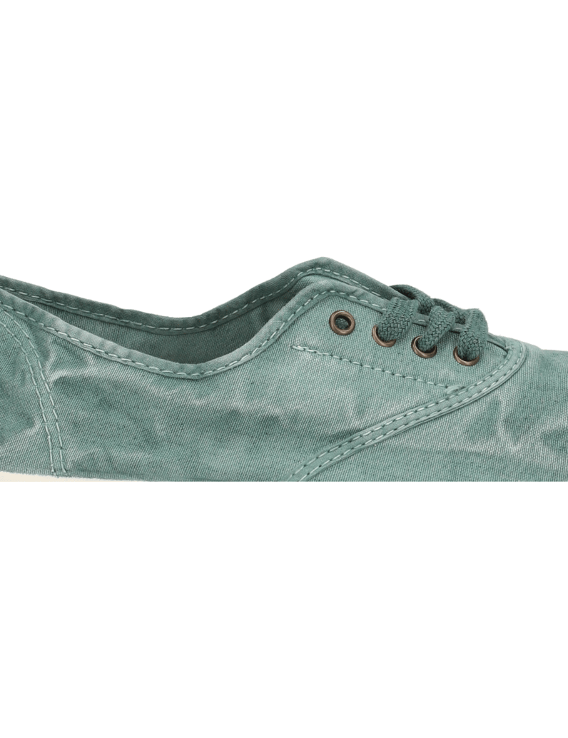 Natural-World-OLD-ARUM-weiss