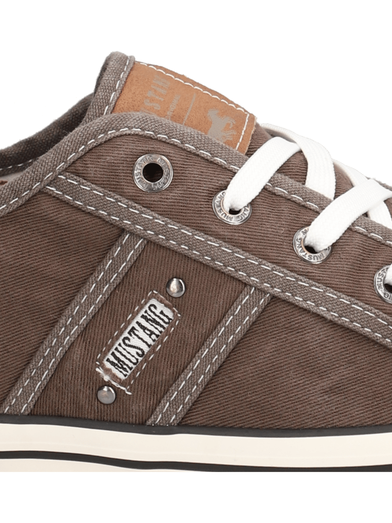 Mustang-Canvas-Sneaker-modrá