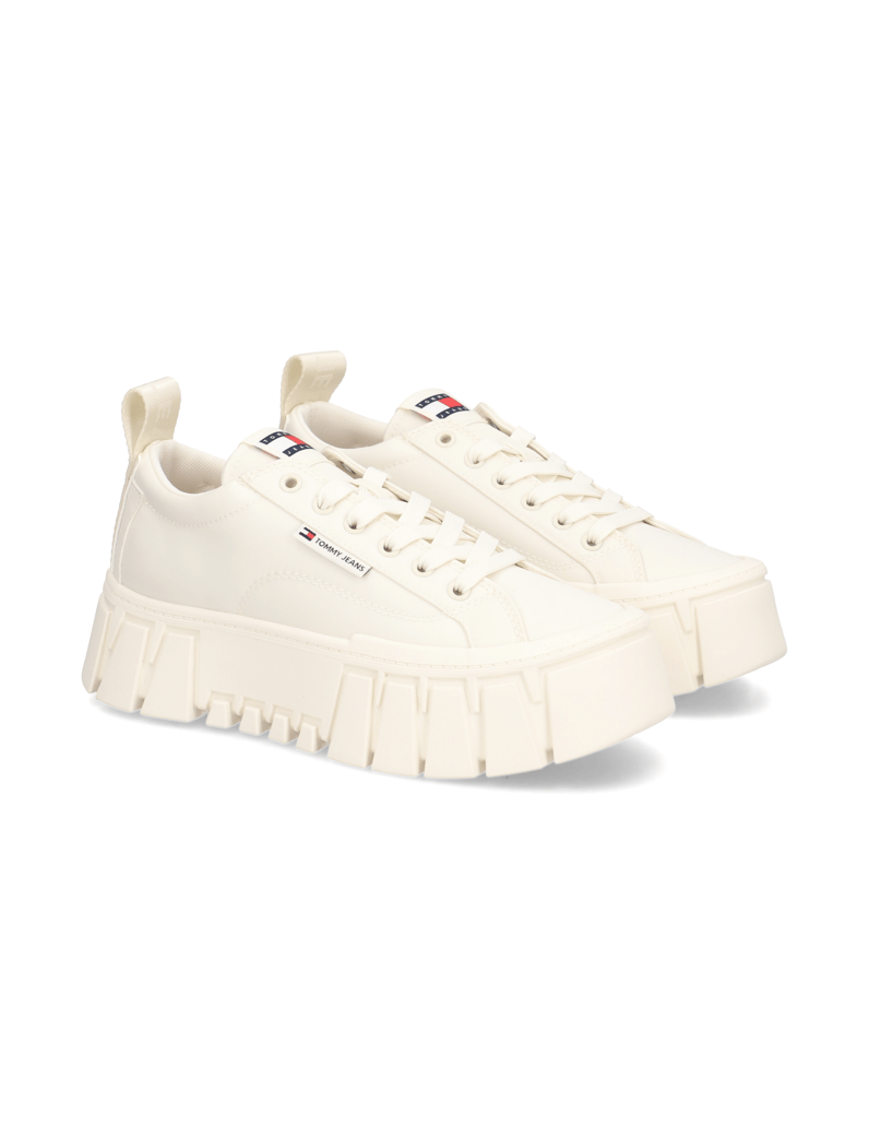 Tommy-Jeans-tenisky-čierna