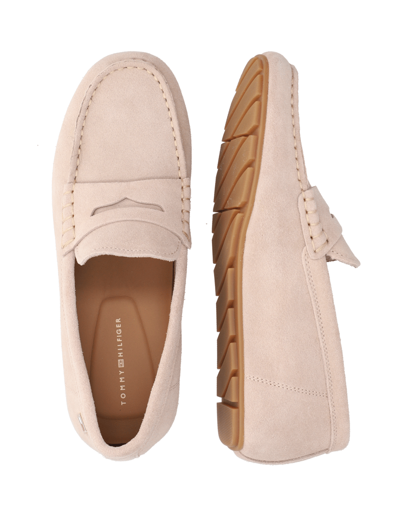 Tommy-Hilfiger-klasická-nazúvacia-obuv-béžová