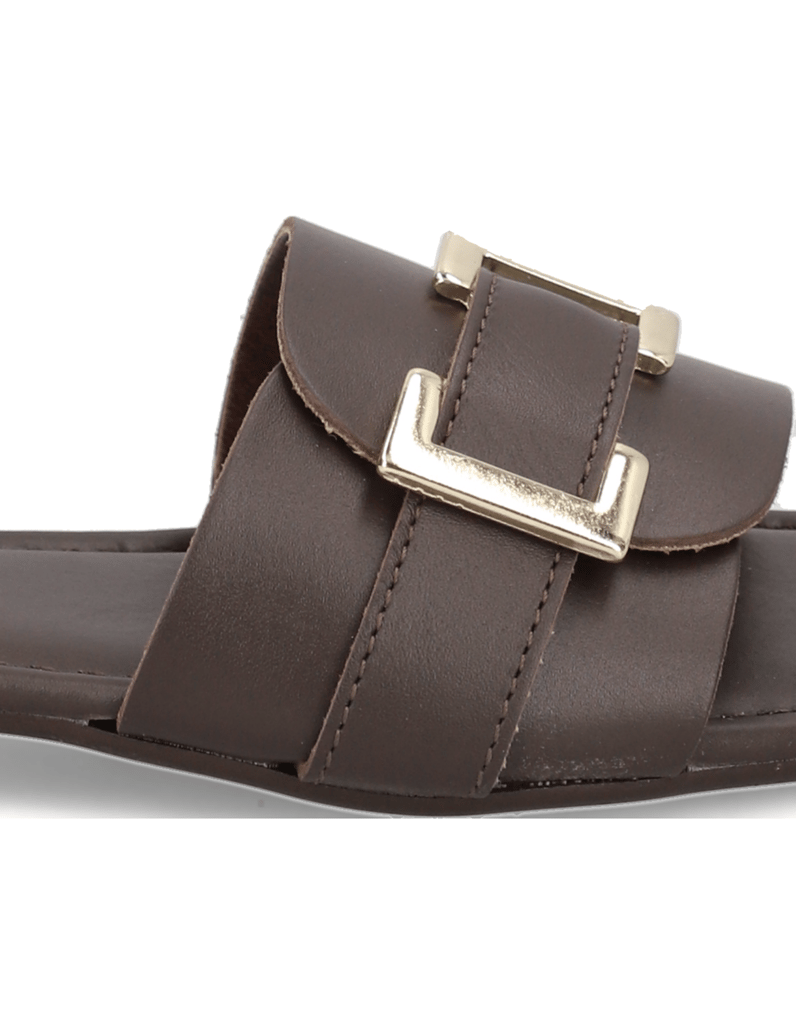 Pat-Calvin-šľapky-čierna