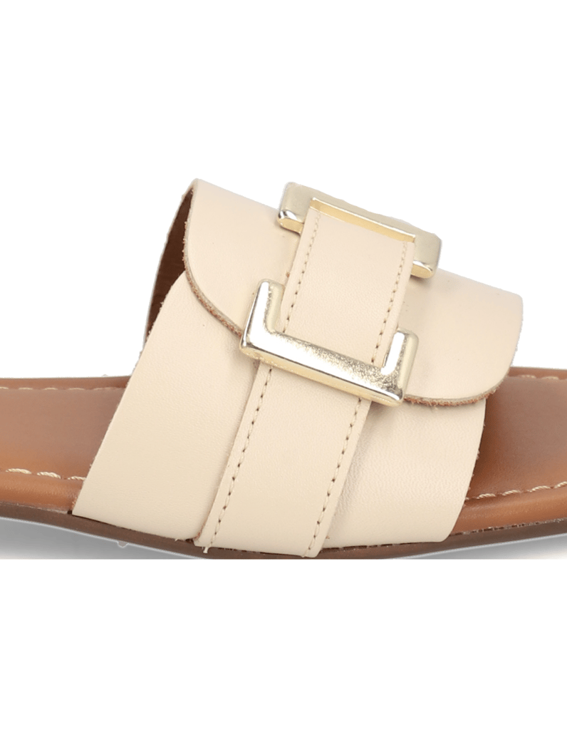 Pat-Calvin-šľapky-čierna