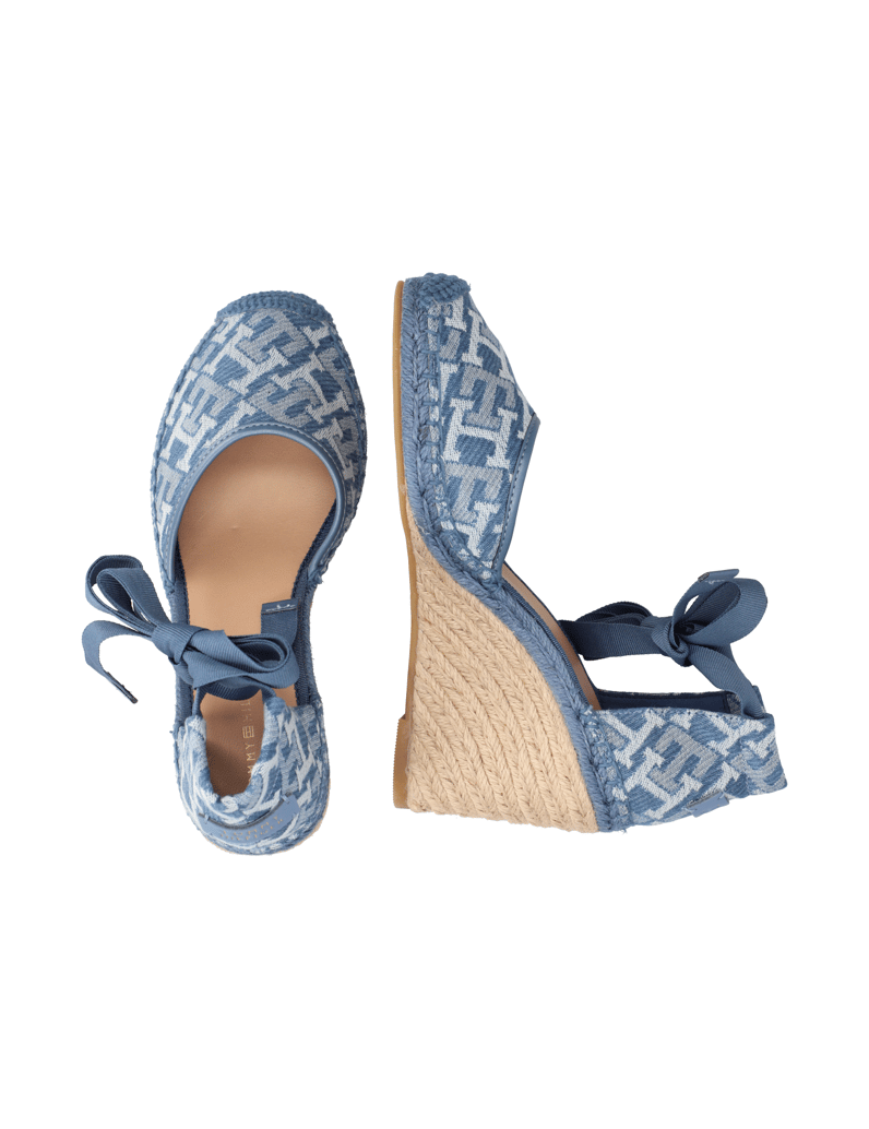 Tommy-Hilfiger-CLOSED-TOE-WEDGE-MONOGRAM