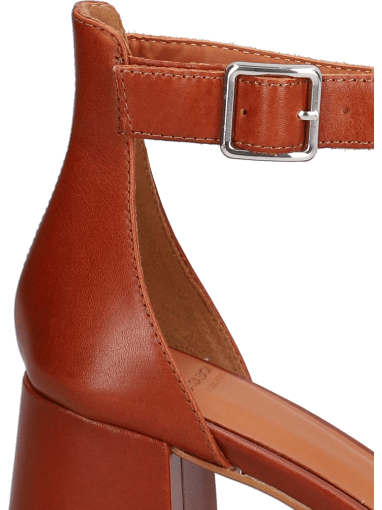 Vagabond-FIONA-braun