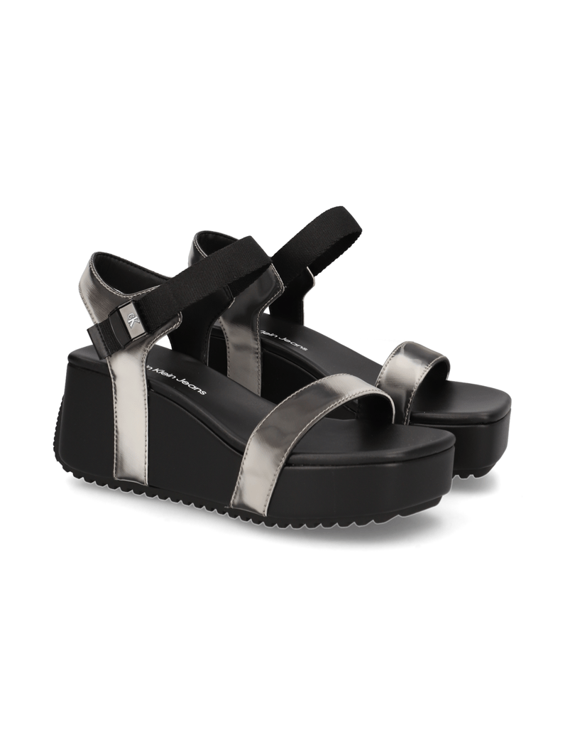 CALVIN-KLEIN-JEANS-WEDGE-BLOCK-SANDAL-METALLIC-DC-čierna