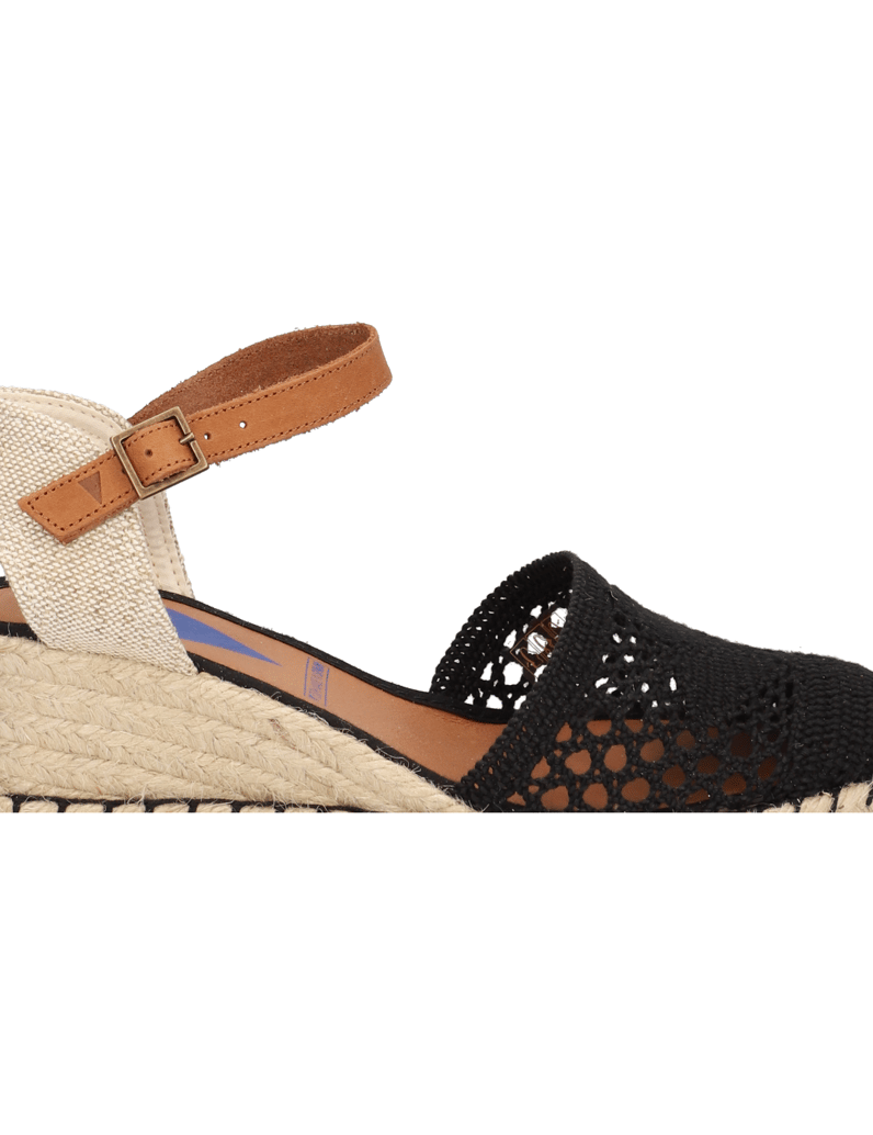 Verbenas-textil-sandály-na-klínku-černá