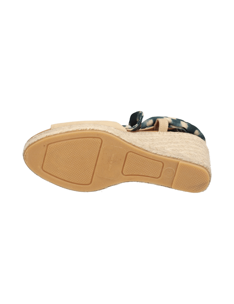 Pat-Calvin-velur-sandály-na-klínku-červená